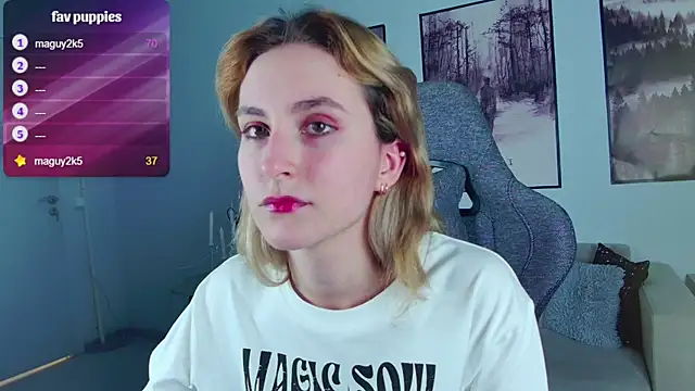 LuxRayi online show from February 23, 12:30 am