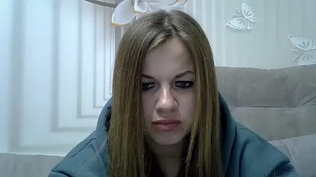 Snapshot of TinaFun4u chatting on February 3, 11:36 pm TinaFun4u online show from February 3, 11:36 pm