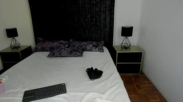 Snapshot of NataGarcia chatting on April 28, 4:12 pm NataGarcia online show from April 28, 4:12 pm