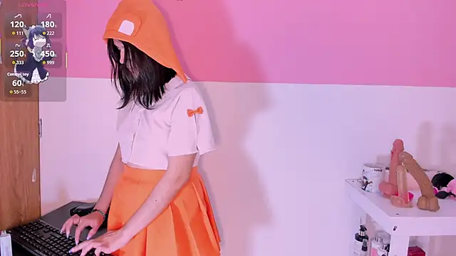 MorganitaX online show from November 17, 8:25 pm