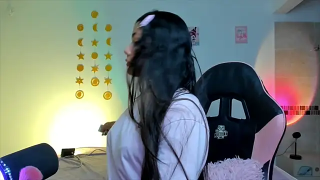 Kaoriyoshii online show from November 19, 11:27 pm