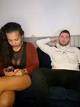 Snapshot of MK_34C chatting on March 8, 4:28 pm MK 34C online show from March 8, 4:28 pm