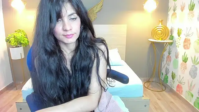 Snapshot of elissa_iris chatting on January 2, 8:35 pm elissa iris online show from January 2, 8:35 pm