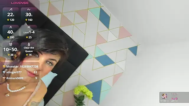 Snapshot of elissa_iris chatting on February 1, 8:18 am elissa iris online show from February 1, 8:18 am