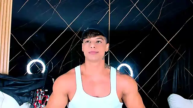 Owen Muzcle online show from October 3, 2:08 am