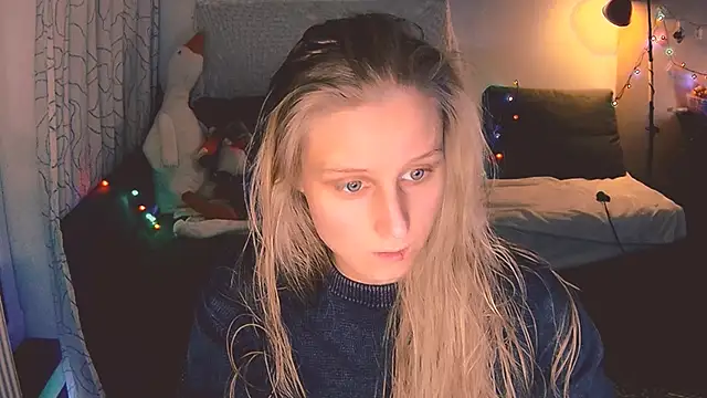 KatiKate online show from December 11, 6:52 pm