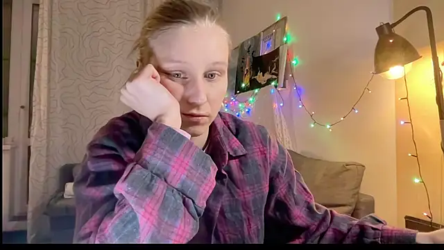 KatiKate online show from February 9, 9:06 pm