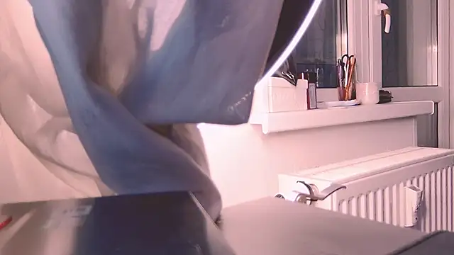 KatiKate online show from February 18, 6:58 pm