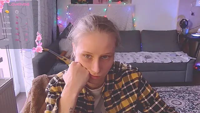 KatiKate online show from March 9, 2:54 pm