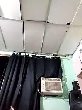 Snapshot of Marilin_Jessie chatting on November 9, 12:31 am Marilin Jessie online show from November 9, 12:31 am