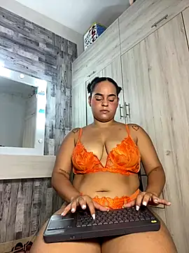 Violetrousse online show from December 16, 7:41 pm