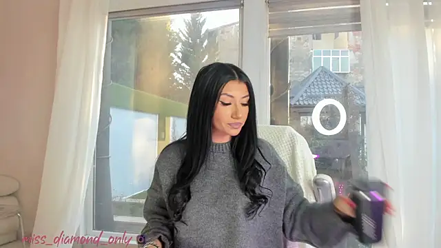 missdiamond  online show from December 18, 7:15 am