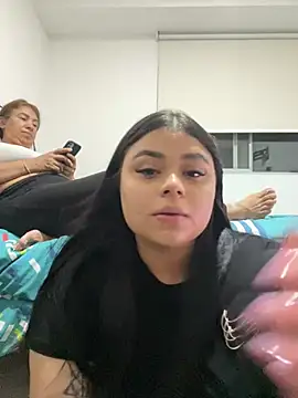 Snapshot of alissonfernandez_ chatting on January 30, 2:38 am alissonfernandez online show from January 30, 2:38 am