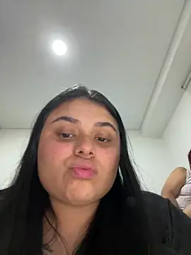 Snapshot of alissonfernandez_ chatting on March 7, 11:05 pm alissonfernandez online show from March 7, 11:05 pm