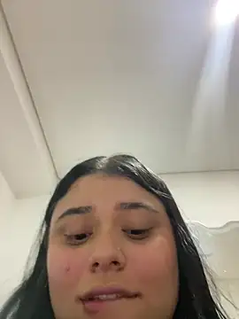 Snapshot of alissonfernandez_ chatting on March 20, 11:12 pm alissonfernandez online show from March 20, 11:12 pm