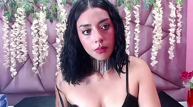 Snapshot of Lovely_celeste chatting on March 4, 3:11 am Lovely celeste online show from March 4, 3:11 am