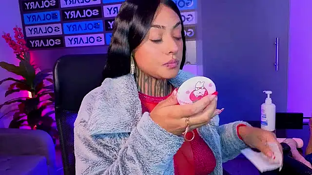 Snapshot of Lovely_celeste chatting on December 5, 5:16 am Lovely celeste online show from December 5, 5:16 am