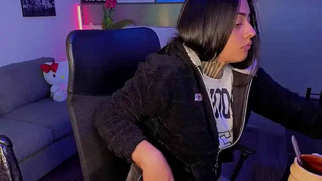 Lovely celeste online show from February 26, 4:00 am