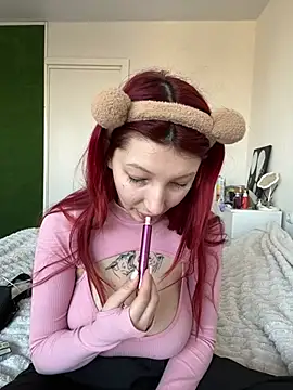 Alissa kiss online show from February 25, 2:54 pm