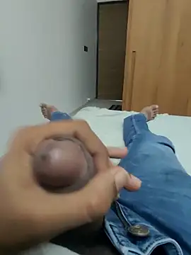 Snapshot of IndianM5823 chatting on October 5, 8:56 am IndianM5823 online show from October 5, 8:56 am