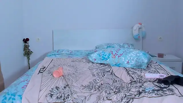 Shadow Strik online show from December 18, 3:55 pm