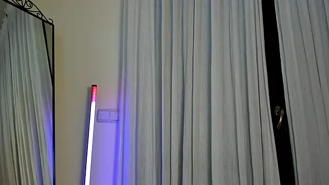 LunaMystyque online show from February 14, 5:14 pm