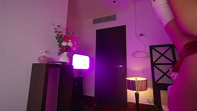 LunaMystyque online show from September 11, 8:09 pm