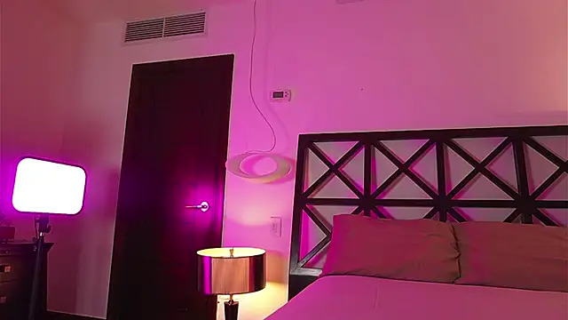 LunaMystyque online show from September 13, 8:19 pm