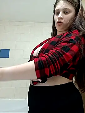 kila lo online show from January 28, 11:39 pm