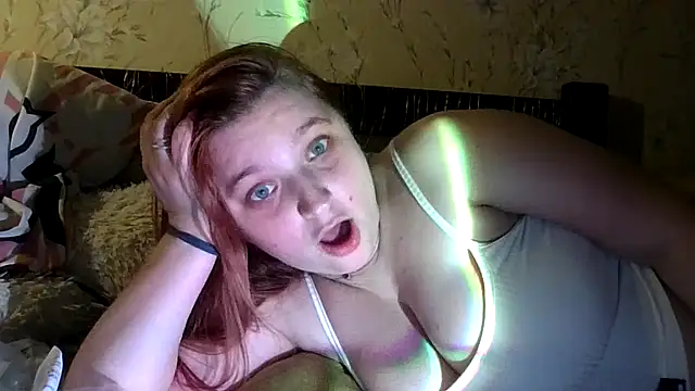 kila lo online show from March 22, 7:17 pm