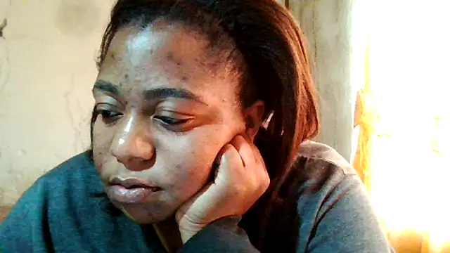 bustyboobs6 online show from October 1, 5:46 am