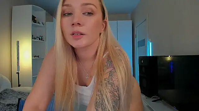 Snapshot of 1AlexaGoddess3 chatting on December 21, 9:12 am 1AlexaGoddess3 online show from December 21, 9:12 am