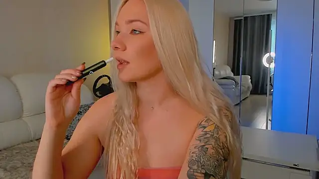 Snapshot of 1AlexaGoddess3 chatting on September 24, 5:33 am 1AlexaGoddess3 online show from September 24, 5:33 am