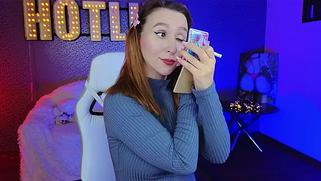 AliceBYKiss online show from December 6, 12:27 pm