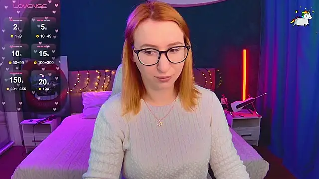 AliceBYKiss online show from February 20, 6:10 am