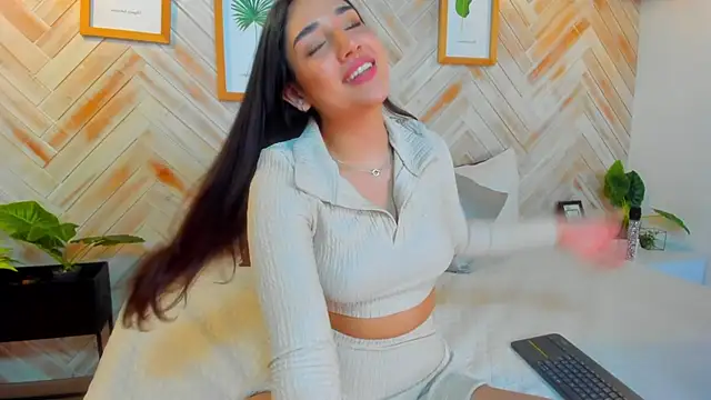 AniiRose online show from February 18, 1:54 am