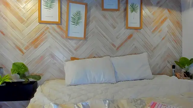 AniiRose online show from March 19, 11:57 pm