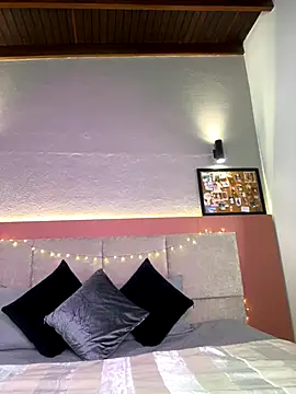 AniiRose online show from November 12, 11:47 pm