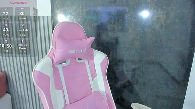 lana boomer online show from February 24, 7:56 pm