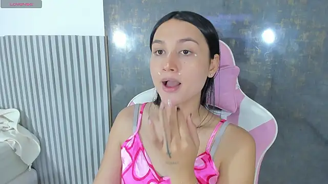 lana boomer online show from March 19, 8:13 pm