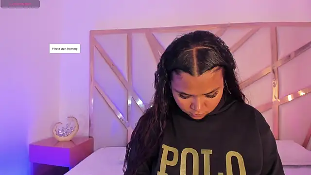 Snapshot of Carolina_Evanss chatting on November 12, 11:43 am Carolina Evanss online show from November 12, 11:43 am