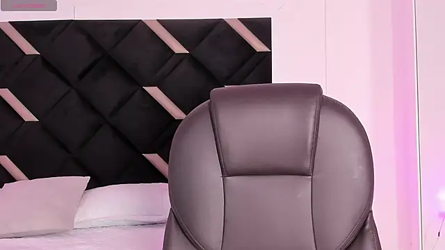 Carolina Evanss online show from March 28, 4:01 am