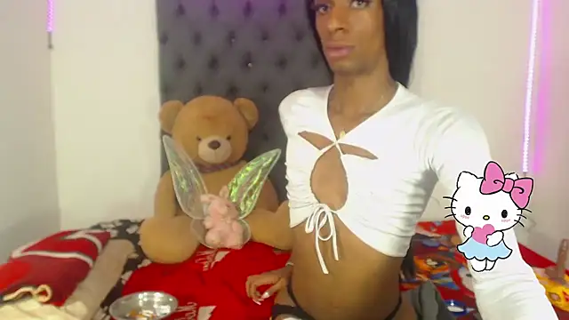 lucianadolll online show from October 17, 9:50 pm