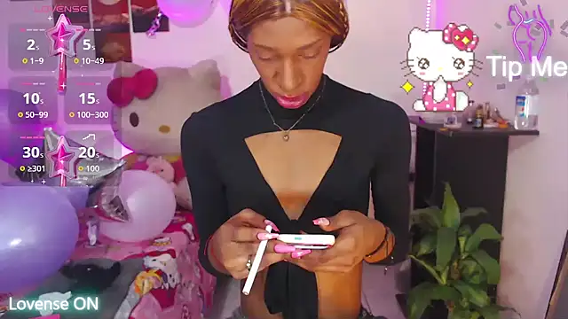 lucianadolll online show from April 20, 2:09 pm