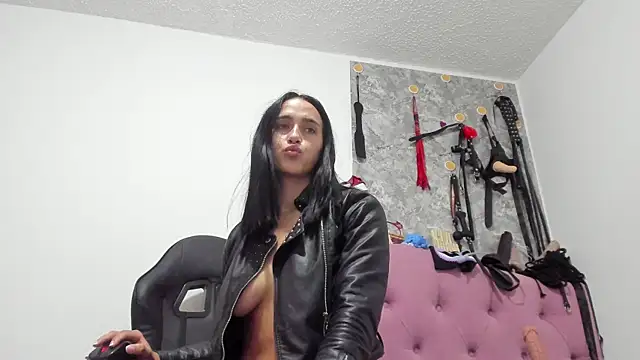 Evil sammy online show from November 25, 8:53 pm