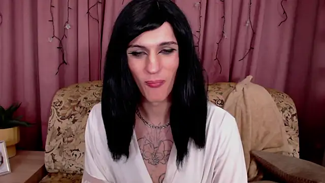  CRYSTAL tgirl online show from February 6, 3:27 am