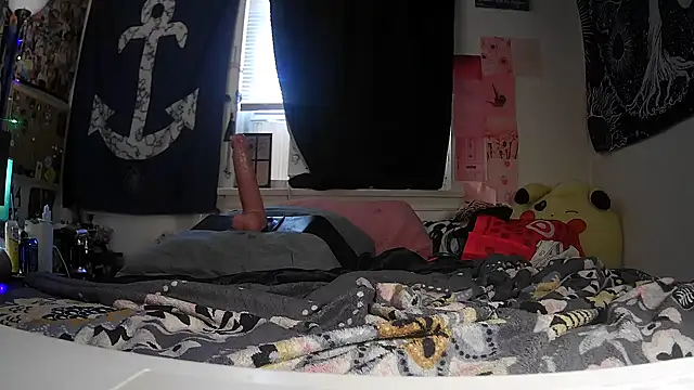 Snapshot of ATwinkie chatting on September 14, 3:44 pm ATwinkie online show from September 14, 3:44 pm