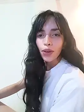 dholcee online show from January 3, 9:15 pm