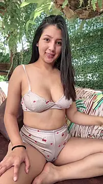 Snapshot of licky_lu chatting on December 2, 3:51 pm licky lu online show from December 2, 3:51 pm