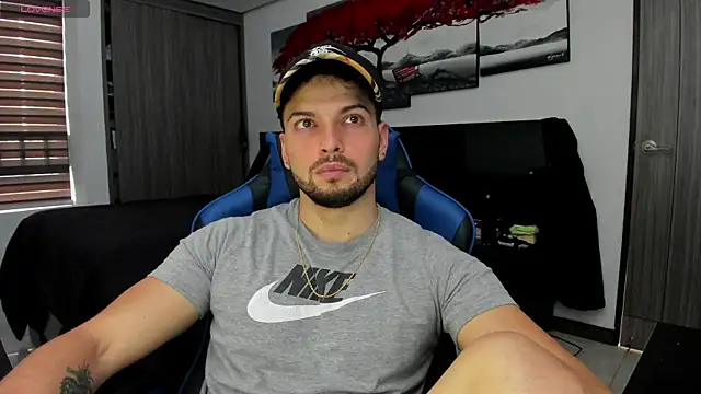 nick klaus online show from April 20, 10:22 pm